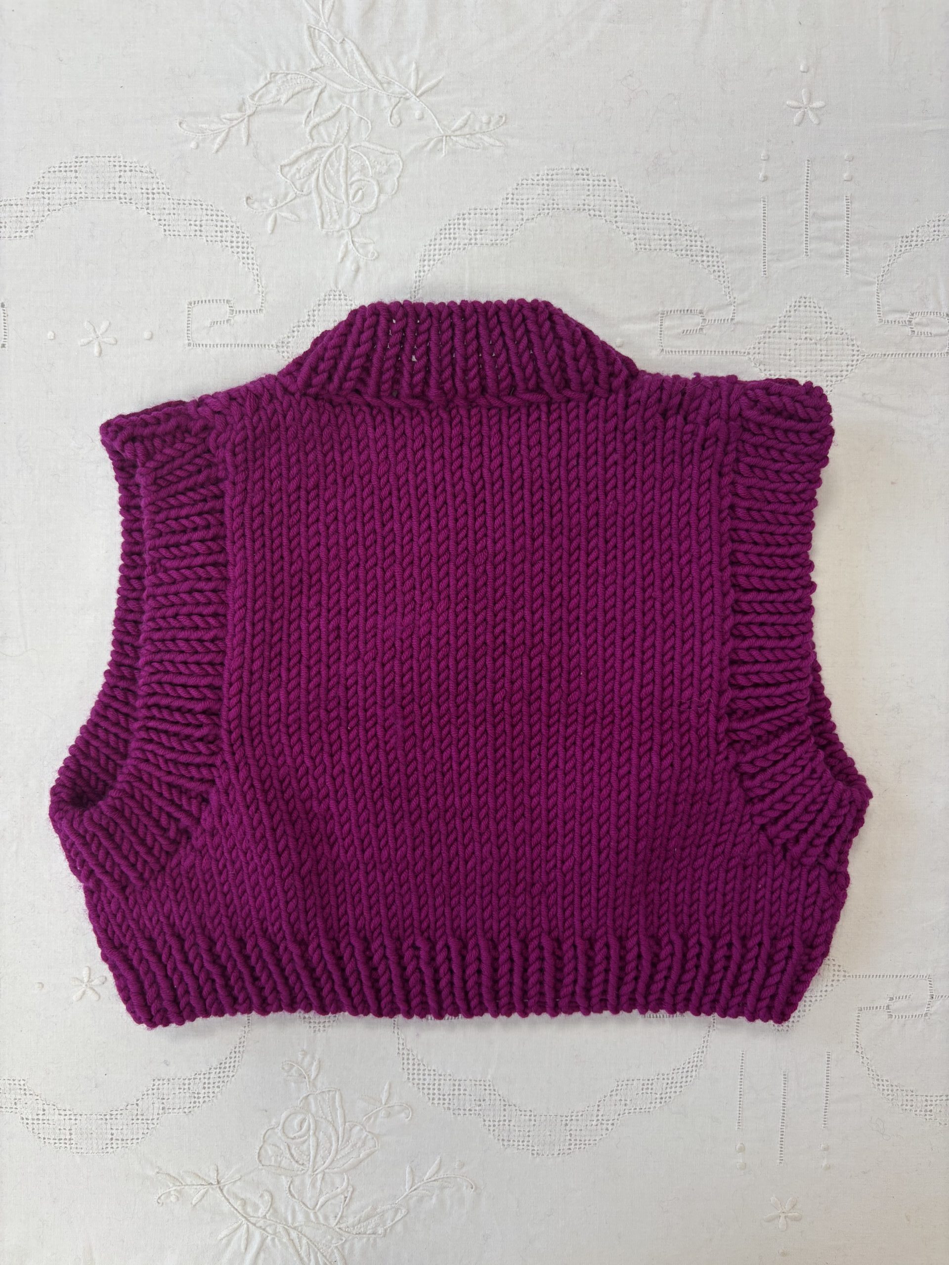 ARCHIVE KIDS #13 - Pull cœur fuchsia – Image 2